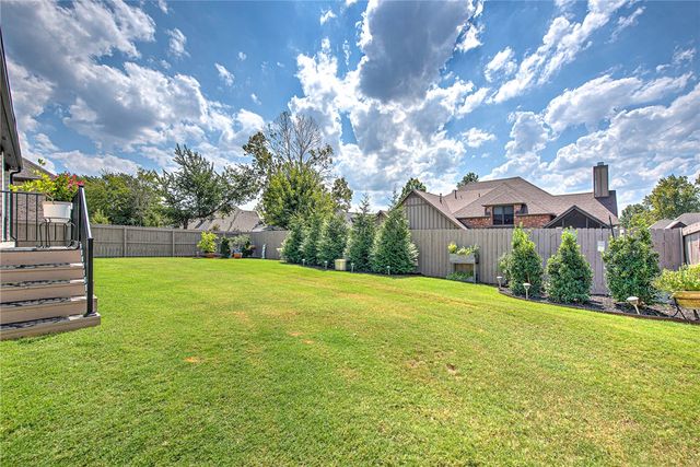 3343 E Greystone Drive, Fayetteville, AR 72764