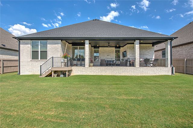 3343 E Greystone Drive, Fayetteville, AR 72764