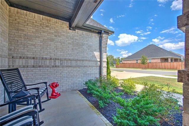 3343 E Greystone Drive, Fayetteville, AR 72764