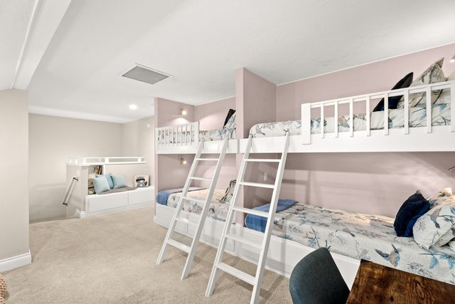 18025 Camas Lane 18, Sunriver, OR 97707