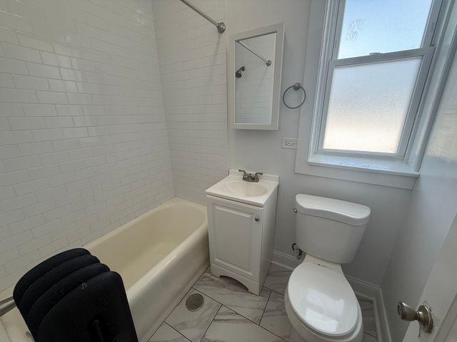 2206 S 57th Avenue 6, Cicero, IL 60804