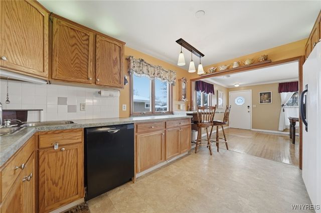 353 Glenalby Road, Tonawanda, NY 14150