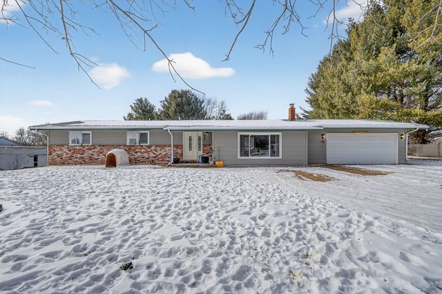 14858 Beaverton Road, Poplar Grove, IL 61065