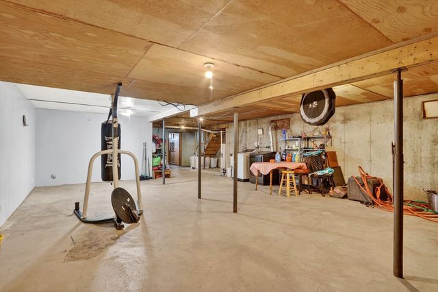 14858 Beaverton Road, Poplar Grove, IL 61065