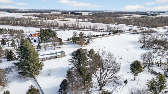 14858 Beaverton Road, Poplar Grove, IL 61065