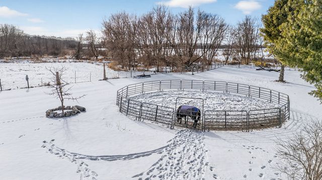 14858 Beaverton Road, Poplar Grove, IL 61065