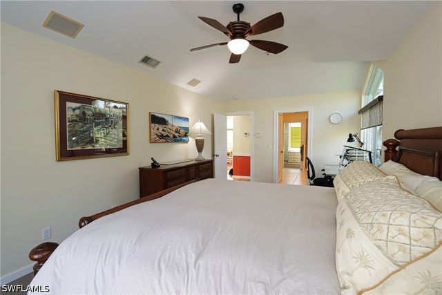 640 2nd ST S 2, Naples, FL 34102