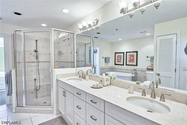 640 2nd ST S 2, Naples, FL 34102