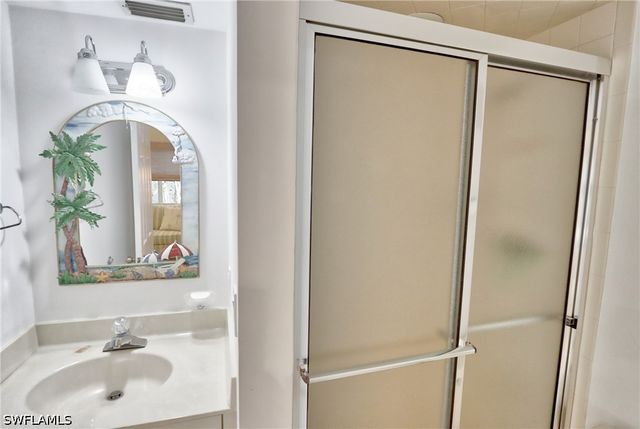 640 2nd ST S 2, Naples, FL 34102