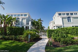 640 2nd ST S 2, Naples, FL 34102