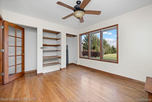 1135 Holmes Road, Allenton, MI 48002