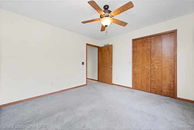 1135 Holmes Road, Allenton, MI 48002