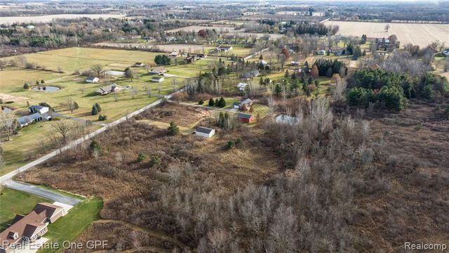 1135 Holmes Road, Allenton, MI 48002