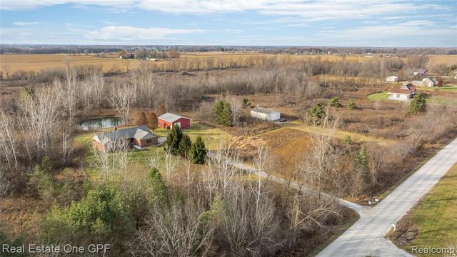 1135 Holmes Road, Allenton, MI 48002