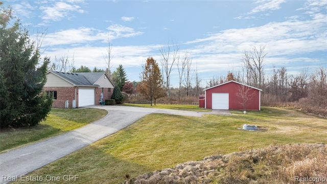 1135 Holmes Road, Allenton, MI 48002