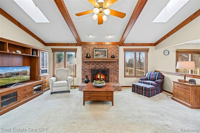 1135 Holmes Road, Allenton, MI 48002