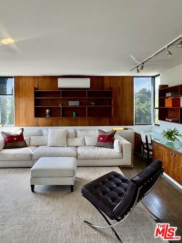 10225 Scenario Lane, Los Angeles, CA 90077