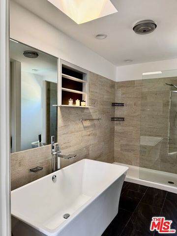 10225 Scenario Lane, Los Angeles, CA 90077