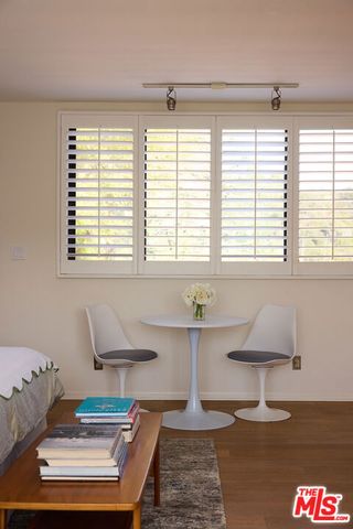 10225 Scenario Lane, Los Angeles, CA 90077