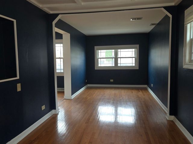 6108 Birmingham Street, Chicago Ridge, IL 60415