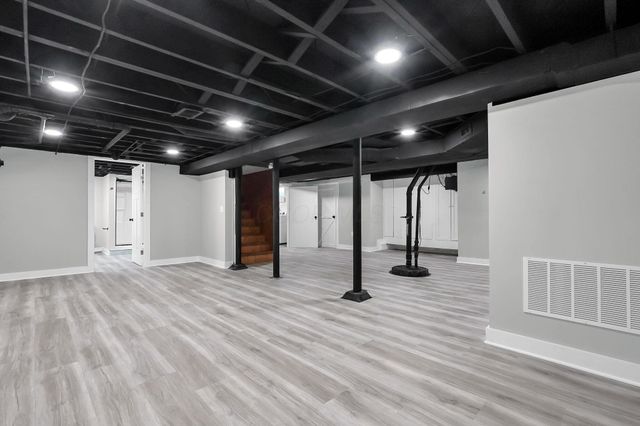 330 E Columbus Street, Pickerington, OH 43147