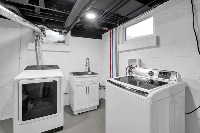 330 E Columbus Street, Pickerington, OH 43147