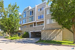 127 Harbour Close 127, New Haven, CT 06405