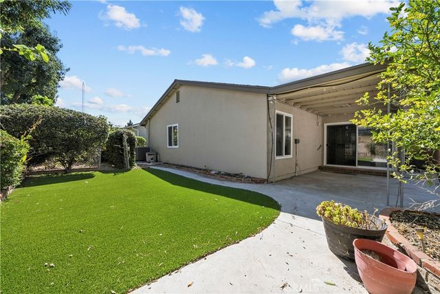 5695 Bloomfield, Simi Valley, CA 93063