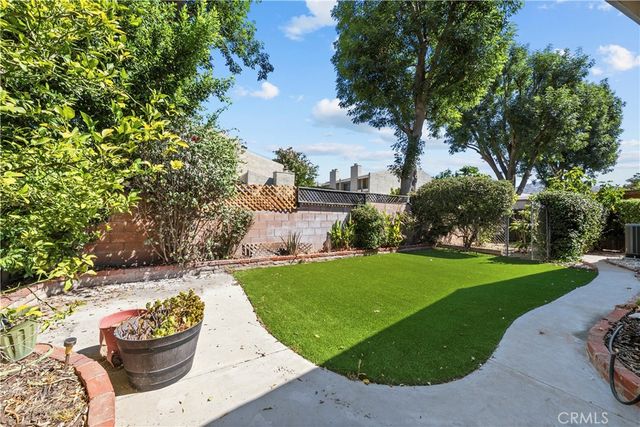 5695 Bloomfield, Simi Valley, CA 93063