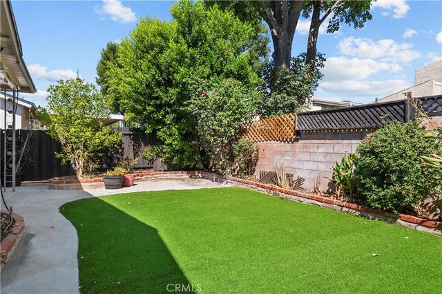 5695 Bloomfield, Simi Valley, CA 93063