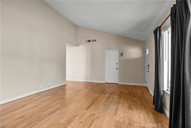 5695 Bloomfield, Simi Valley, CA 93063