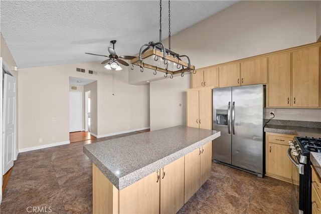 5695 Bloomfield, Simi Valley, CA 93063