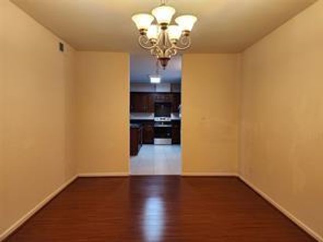 6611 W Sam Houston Parkway S 1A, Houston, TX 77072
