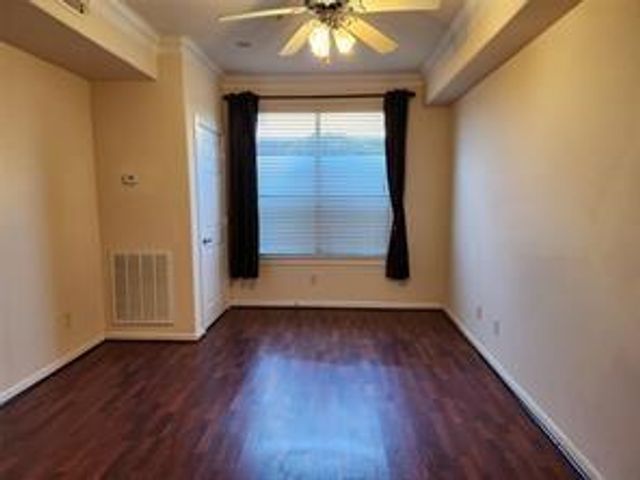 6611 W Sam Houston Parkway S 1A, Houston, TX 77072