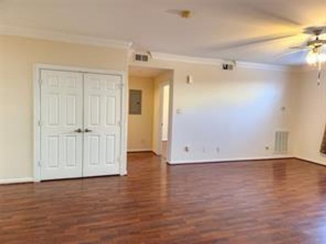 6611 W Sam Houston Parkway S 1A, Houston, TX 77072