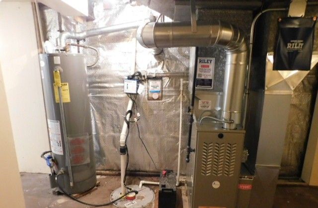 1022 Eastern Avenue, Bellwood, IL 60104