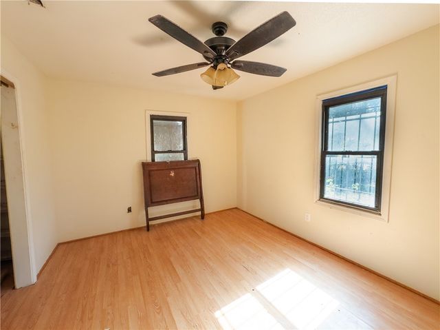 1730 Harvard St, Corpus Christi, TX 78416