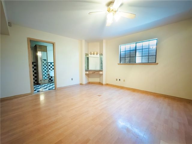 1730 Harvard St, Corpus Christi, TX 78416