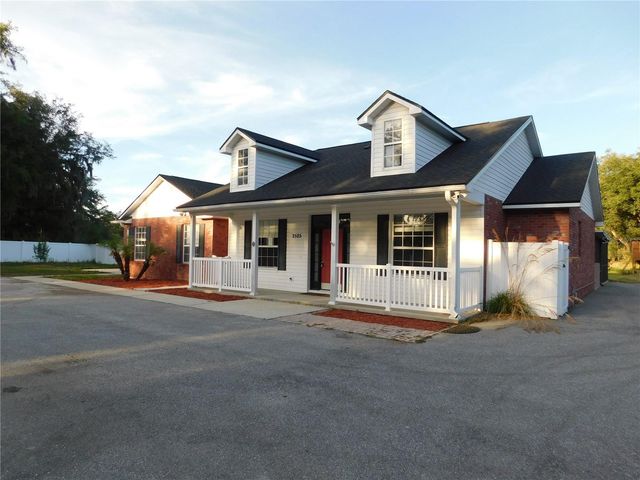 2525 N VALRICO ROAD, Seffner, FL 33584