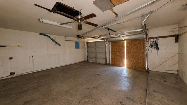 315 Deepgrove Drive, Houston, TX 77037