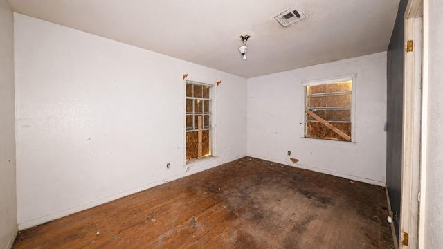 315 Deepgrove Drive, Houston, TX 77037