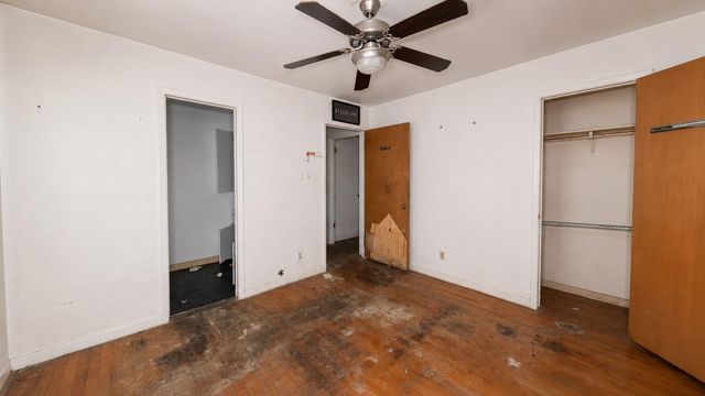 315 Deepgrove Drive, Houston, TX 77037