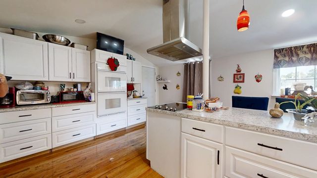 193 Main Street, Plaistow, NH 03865