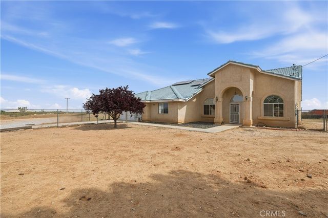 12035 Barbet, Phelan, CA 92371