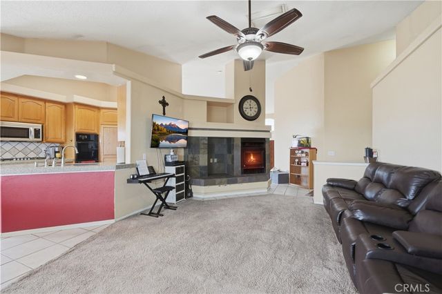 12035 Barbet, Phelan, CA 92371