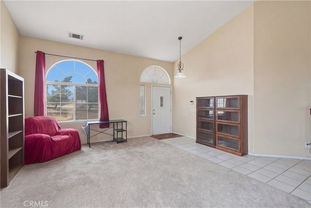 12035 Barbet, Phelan, CA 92371