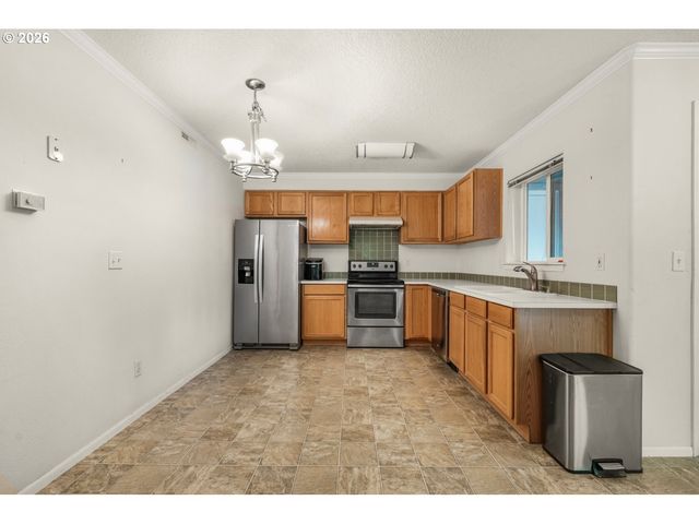 11629 Se FULLER Rd, Milwaukie, OR 97222