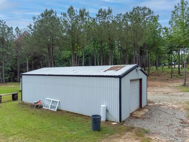 17131 CR Rd. 373, Gladewater, TX 75467