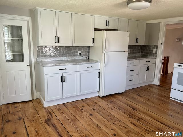 8 Alto Road Flr 2 A, Burlington, CT 06013