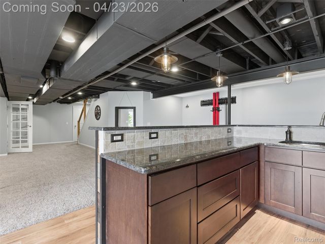 6163 Rosewood Parkway, White Lake Charter Township, MI 48383